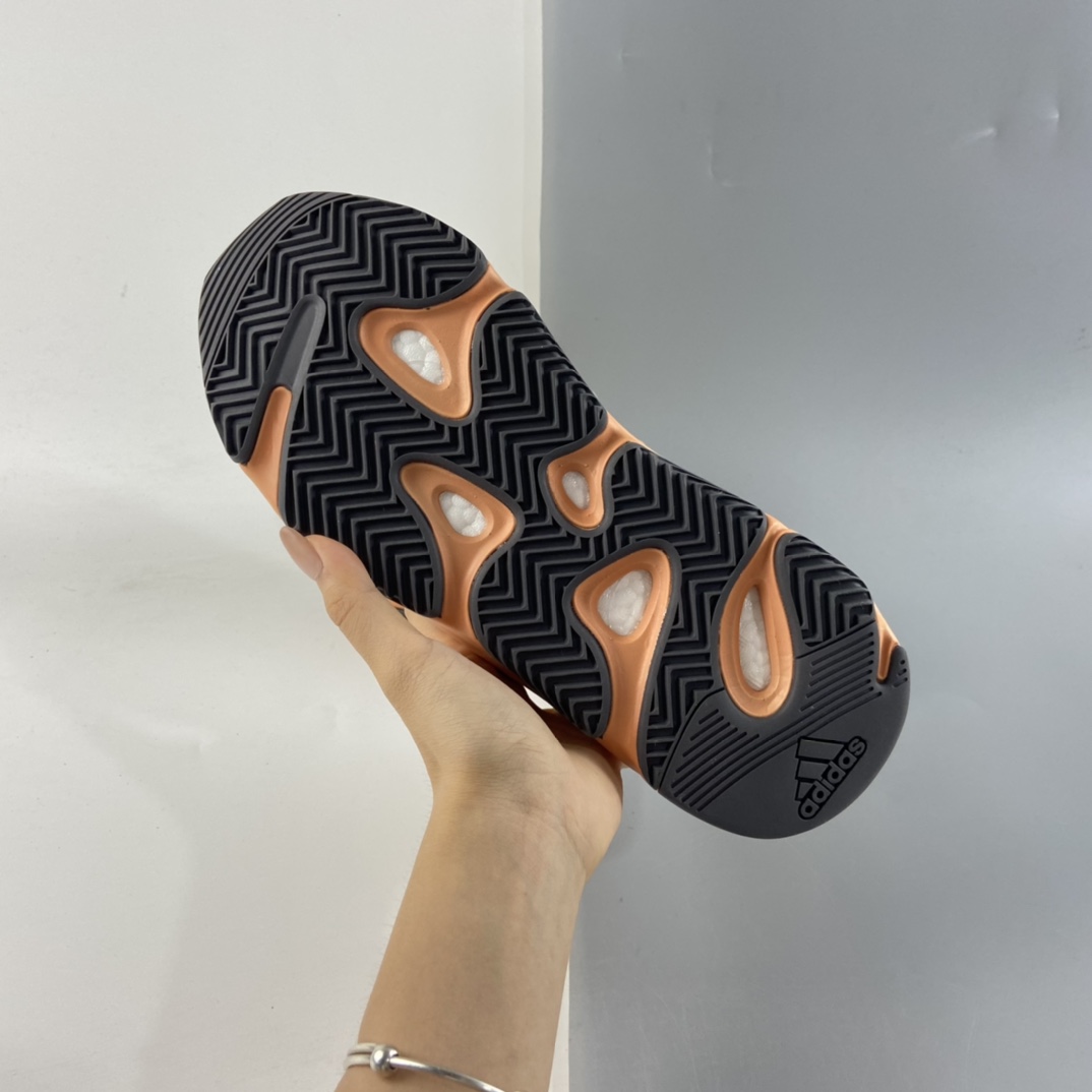 P400  AD Yeezy Boost 700 V2  椰子复古爆米花中底姥爷慢跑鞋 GZ6984