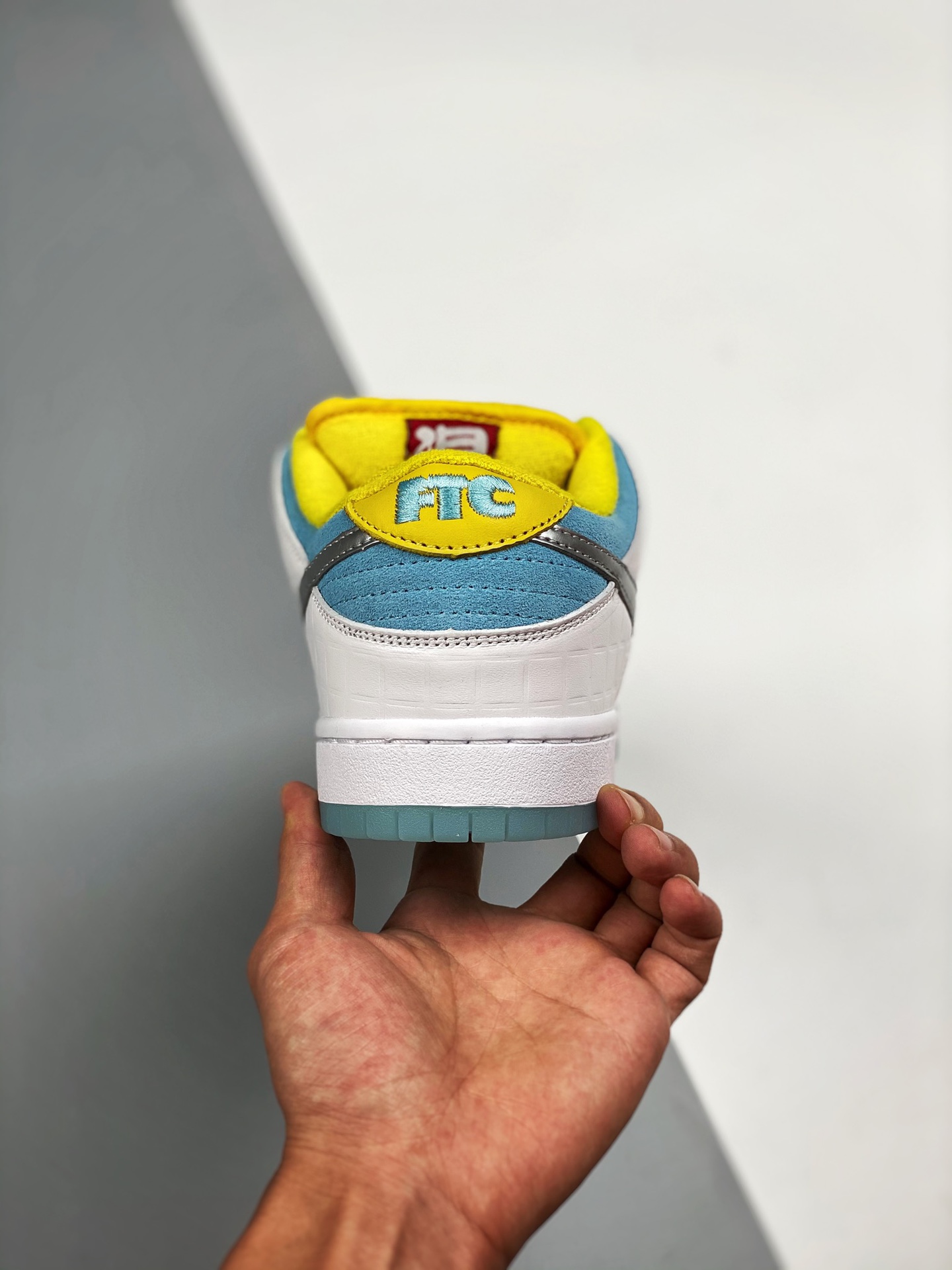 Miniatura 8