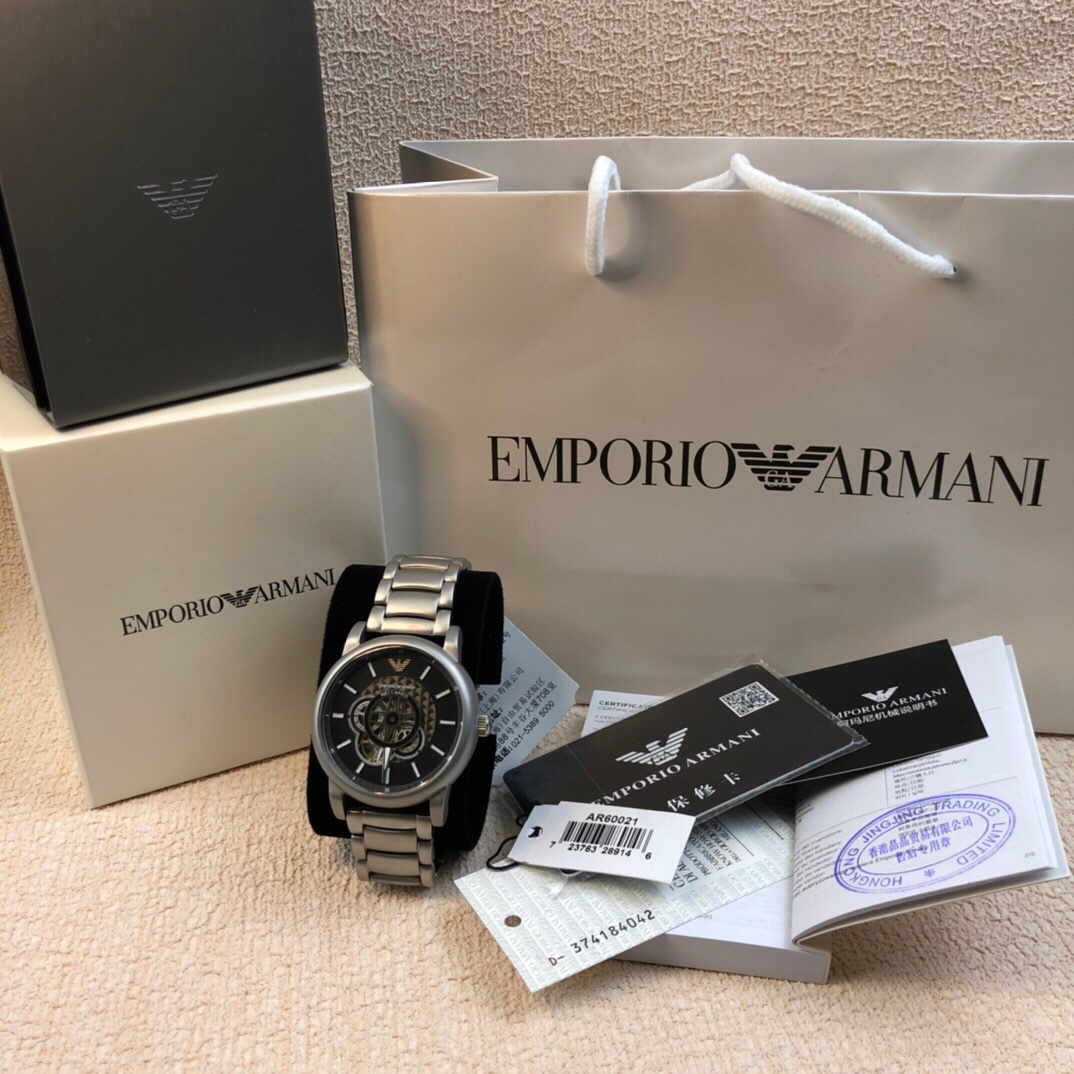 Armani EMPORIO ARMANI Modelo: AR60021 Tipo de movimiento: Maquinaria esquelética automática importada Tipo de reloj: Re…