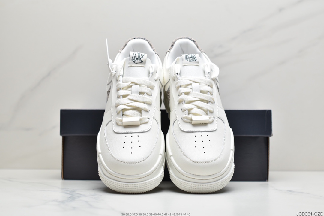 180 耐克/NIKE AIR FORCE 空军一号低帮百搭休闲运动板鞋 CV8481-100
