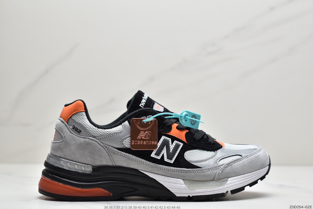 230 新百伦New Balance Made in USA M992系列美产血统经典复古休闲运动百搭老爹跑步鞋“奶油白黑”M992YN2