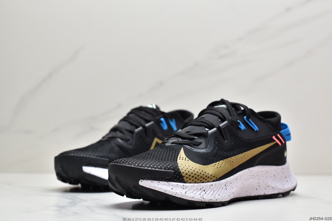 190 耐克Nike PEGASUS TRAIL 2 去年高桥盾和Pegasus 36 Trail联名让小编注意到了这双鞋款 CK4305