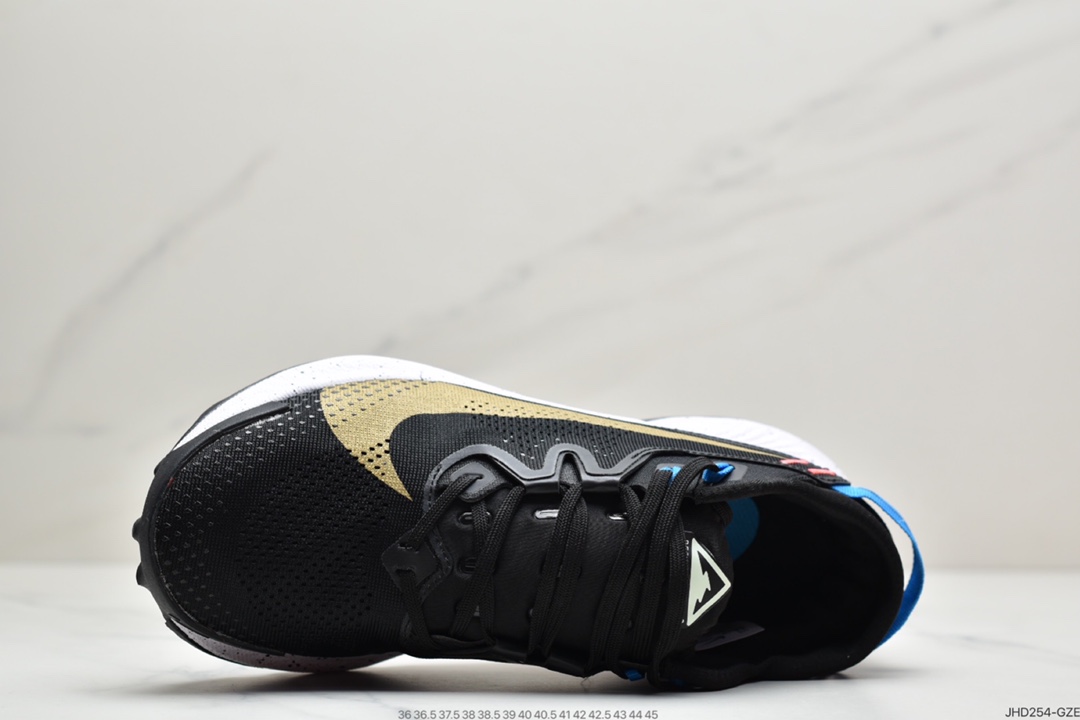 190 耐克Nike PEGASUS TRAIL 2 去年高桥盾和Pegasus 36 Trail联名让小编注意到了这双鞋款 CK4305