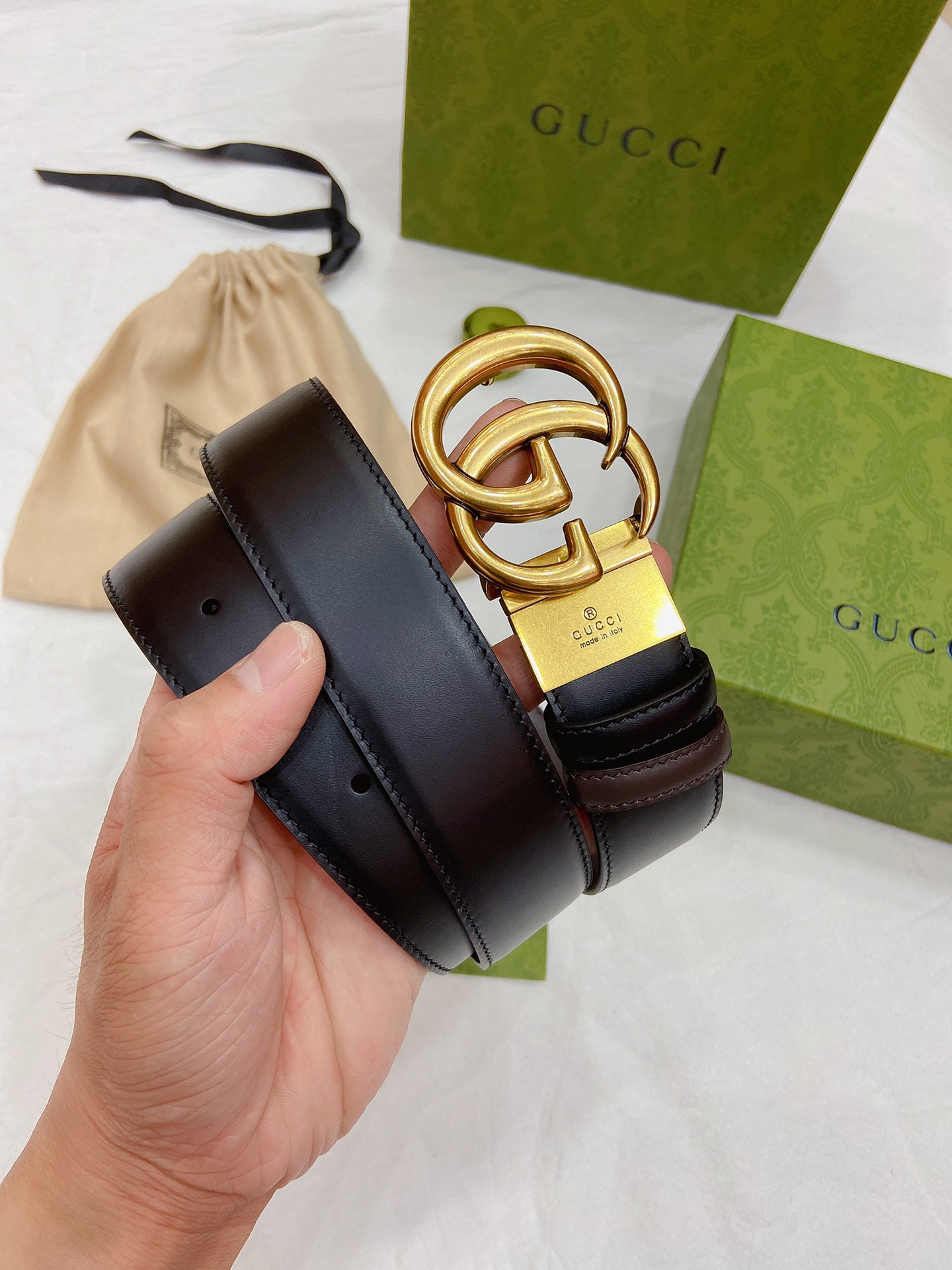 GUCCI黑色皮革反面为棕色皮革钯金