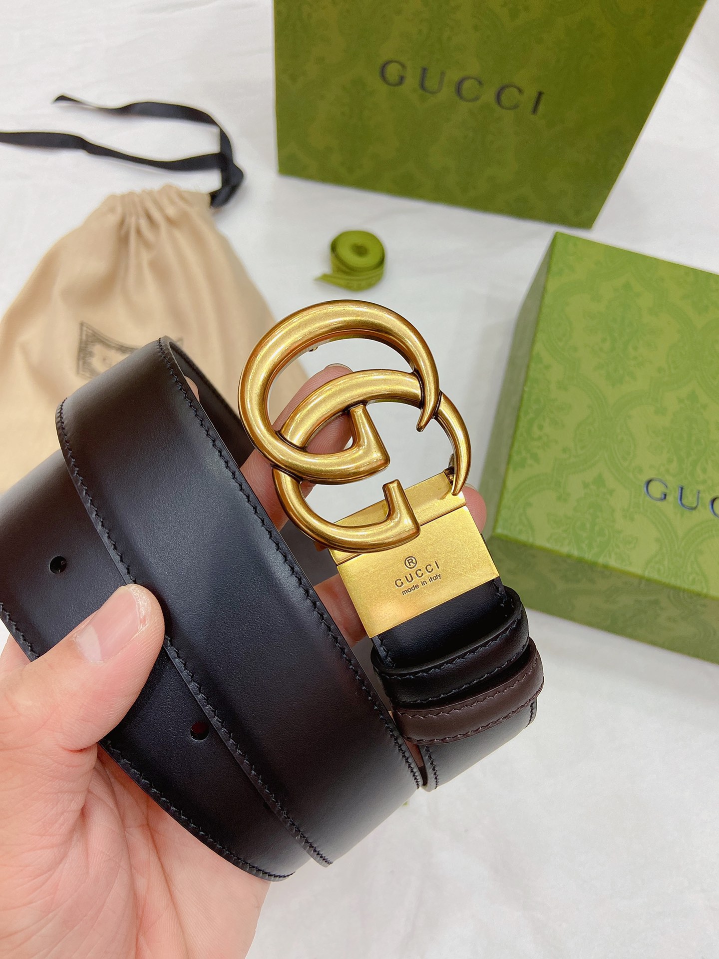 GUCCI黑色皮革反面为棕色皮革钯金