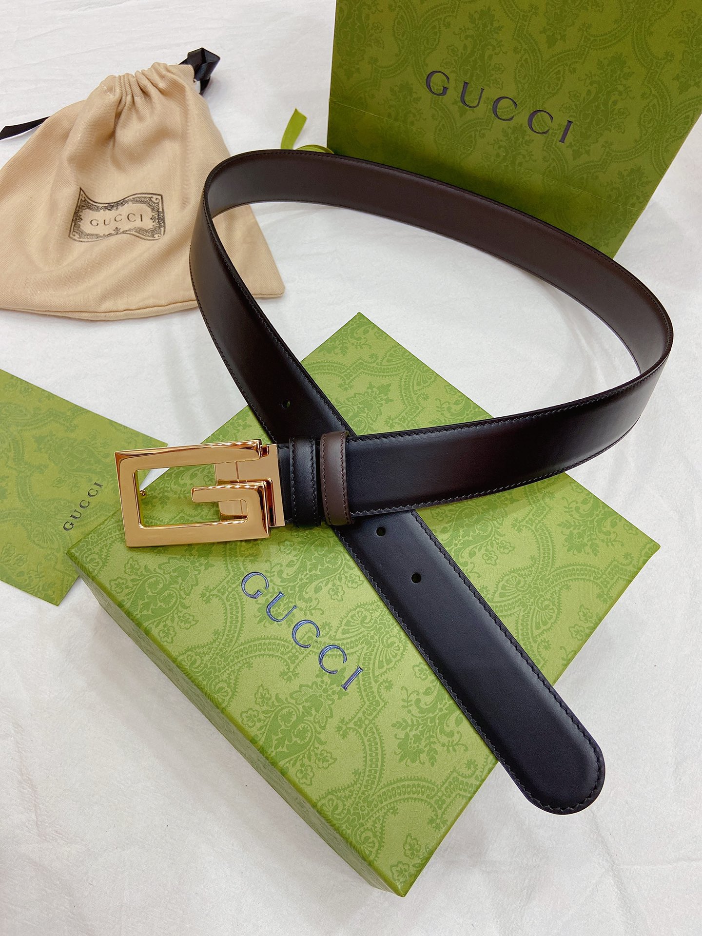 GUCCI黑色皮革反面为棕色皮革钯金
