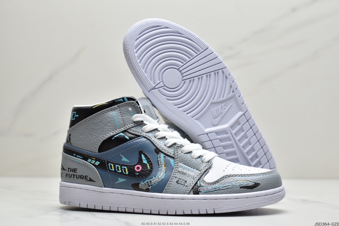 200 耐克NIKE Air Jordan 1 Retro Mid”Reverse Black Toe” 554724-130