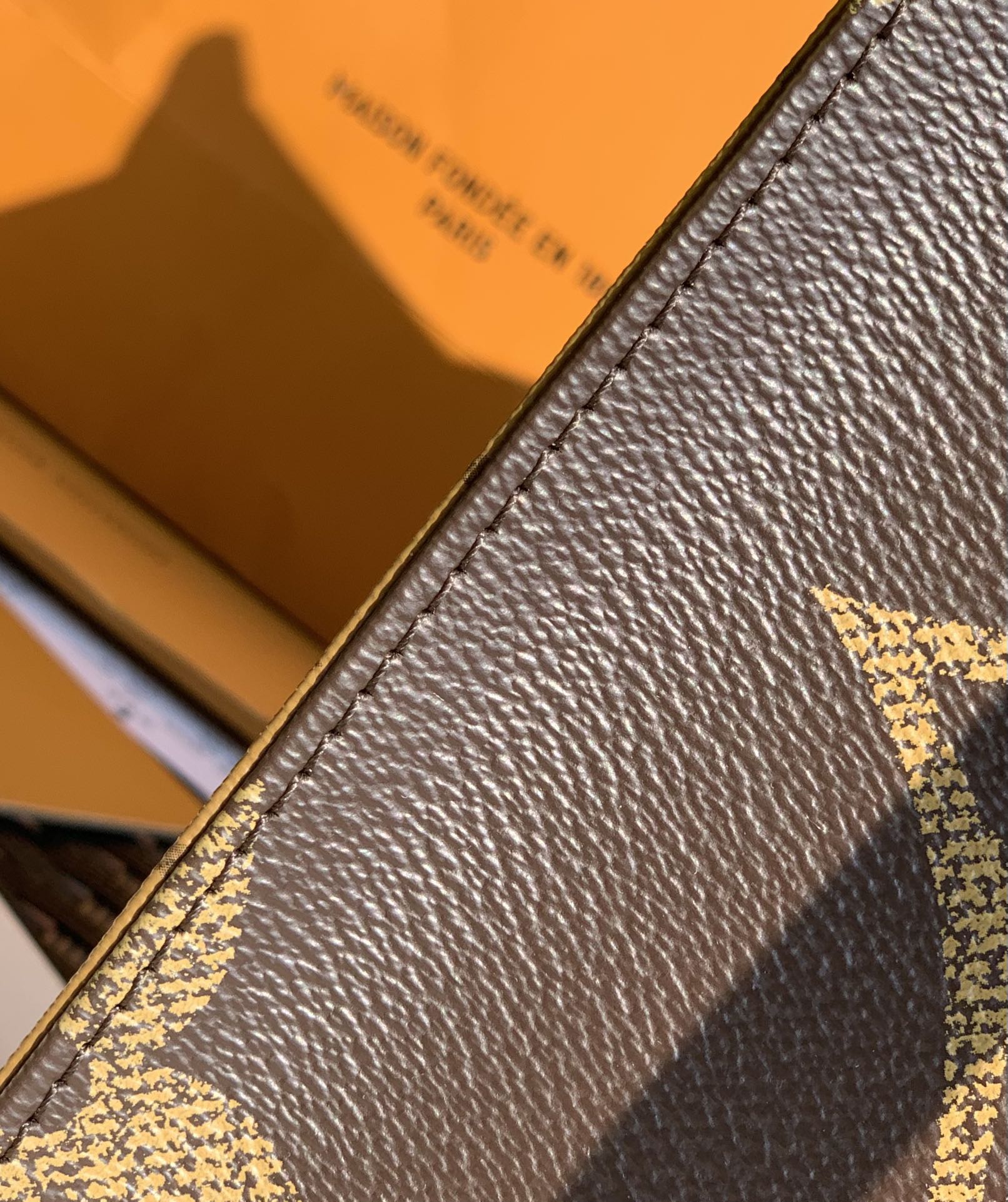 🌼 m45320大号 尺寸41-34-19㎝ ONTHEGO 系列自上新以来就一直是驴牌最畅销的款，咱家