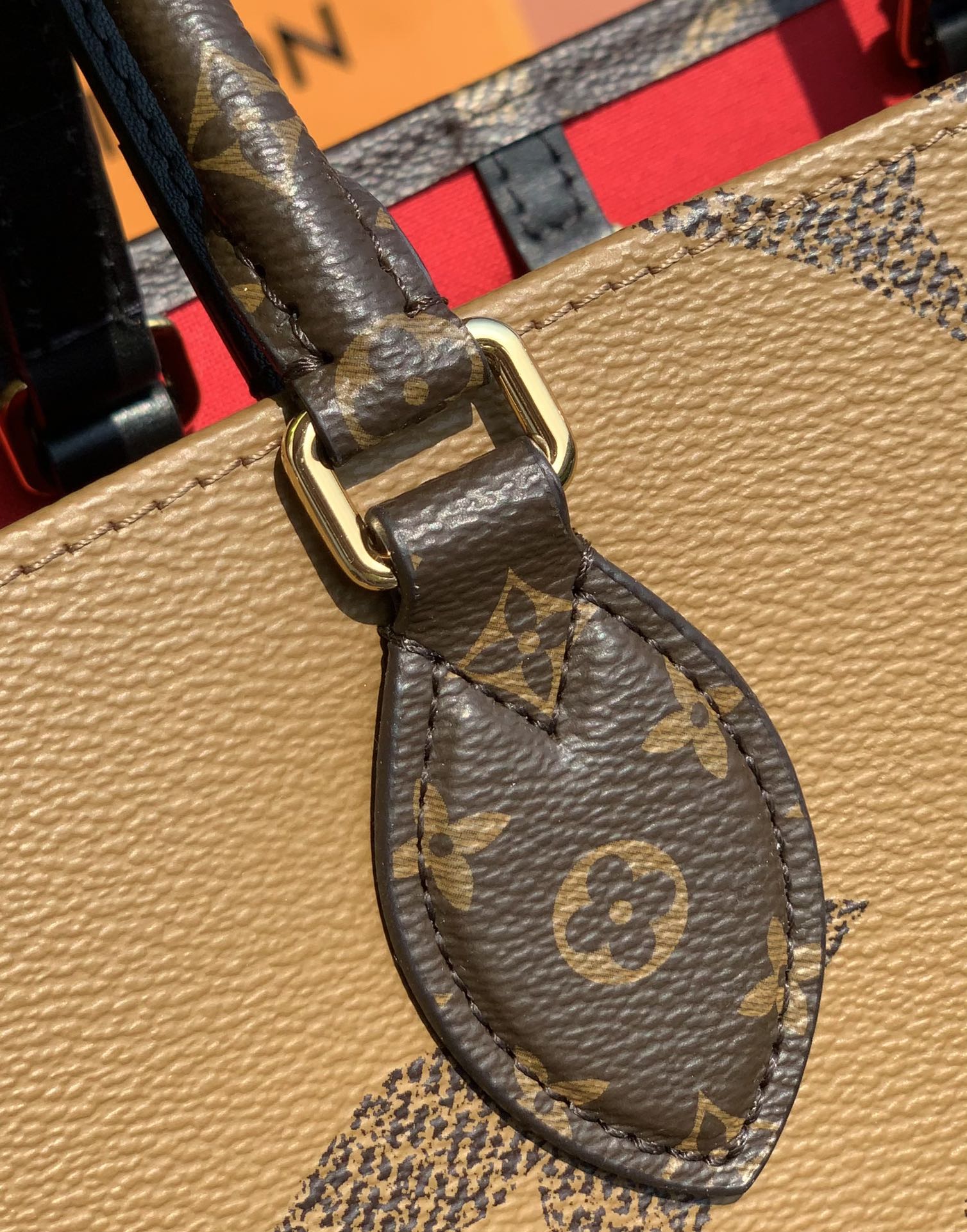 🌼 m45321中号尺寸34*26*13㎝ 爆款力荐！正宗国外渠道Onthego 小号皮肩带手袋，官网称