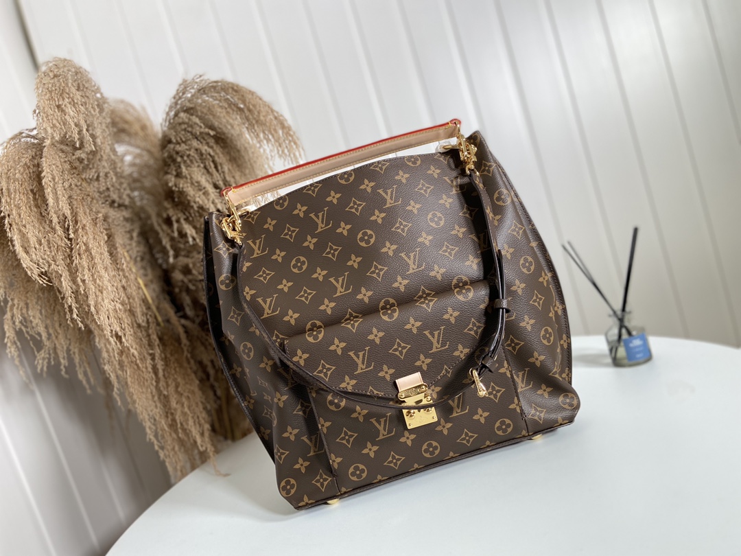 Louis Vuitton AAAAA+
 Bags Handbags Fake High Quality
 Monogram Canvas M40781