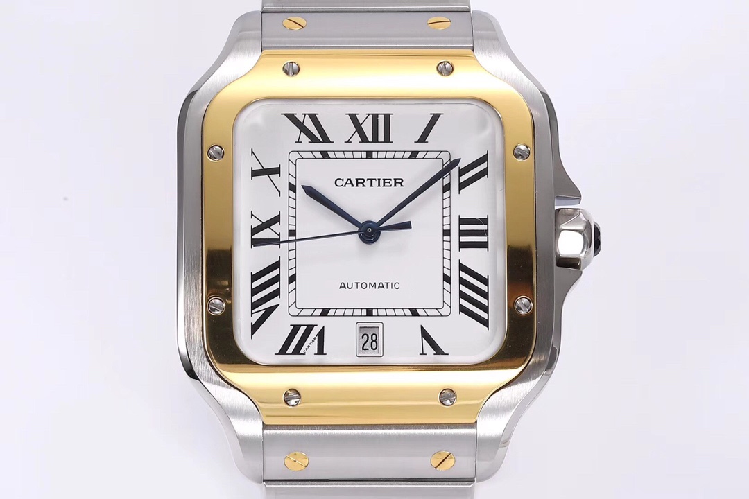El nuevo Santos de Cartier Caja: material 316 Esfera: Números romanos clásicos nacarados plateados Manecillas…