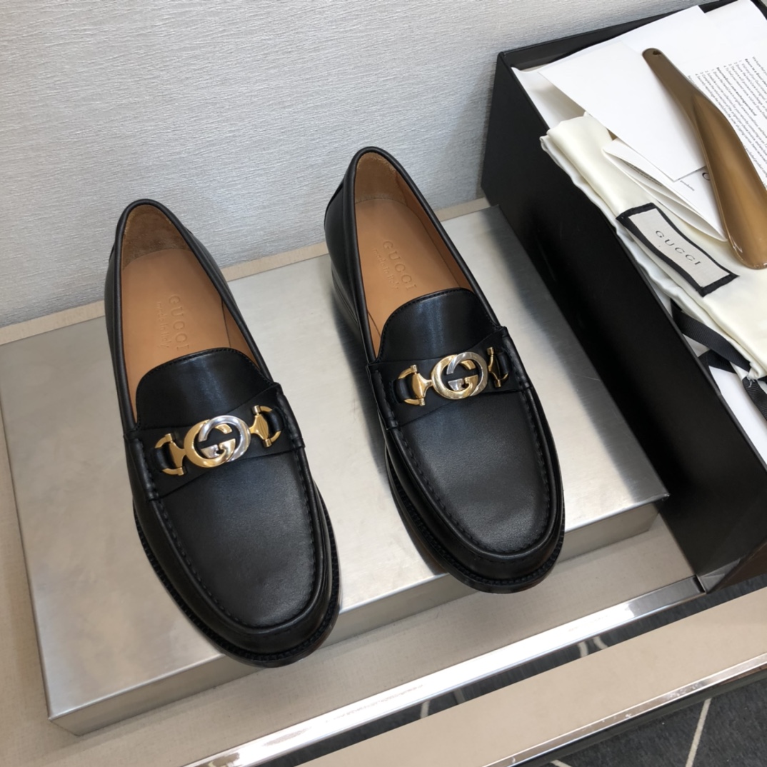 Gucci Mocassins Homme en Cuir Noir avec Détails Mors et Double G