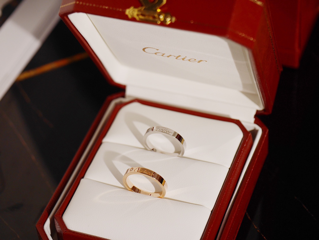 rtier Signature Ring, compared to the LOVE series, this signature ring - Jewelry 2