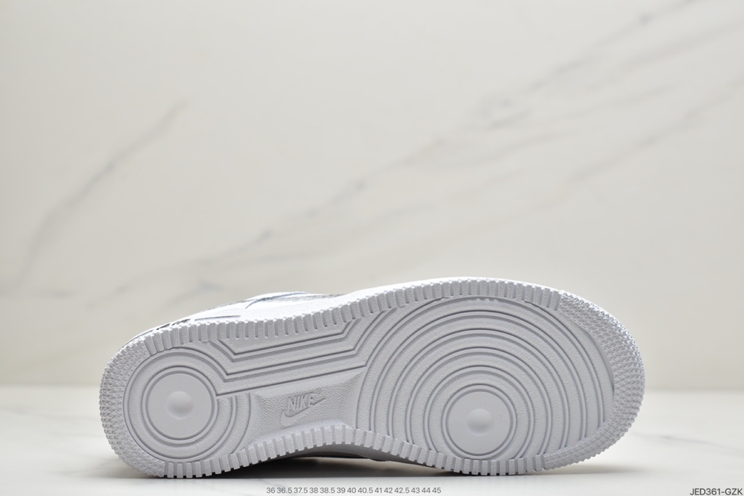 150 耐克Nike Air Force 1 07空军一号低帮百搭休闲运动板鞋 DN4928-100