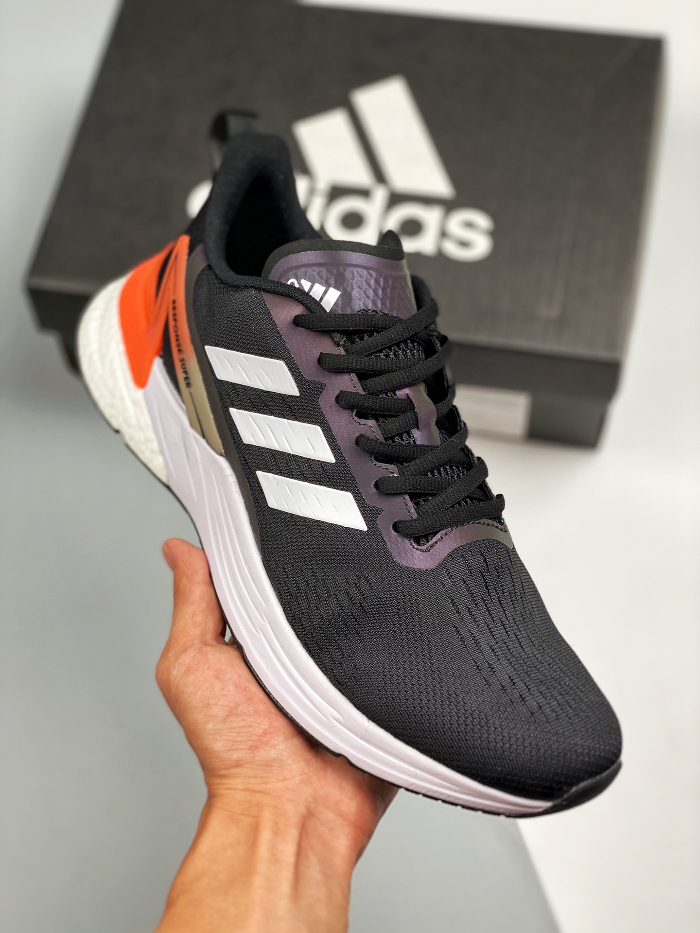 Adidas RESPONS SUPER Zapatillas de running de súper velocidad. El estilo principal es de malla transpirable. El talón i…