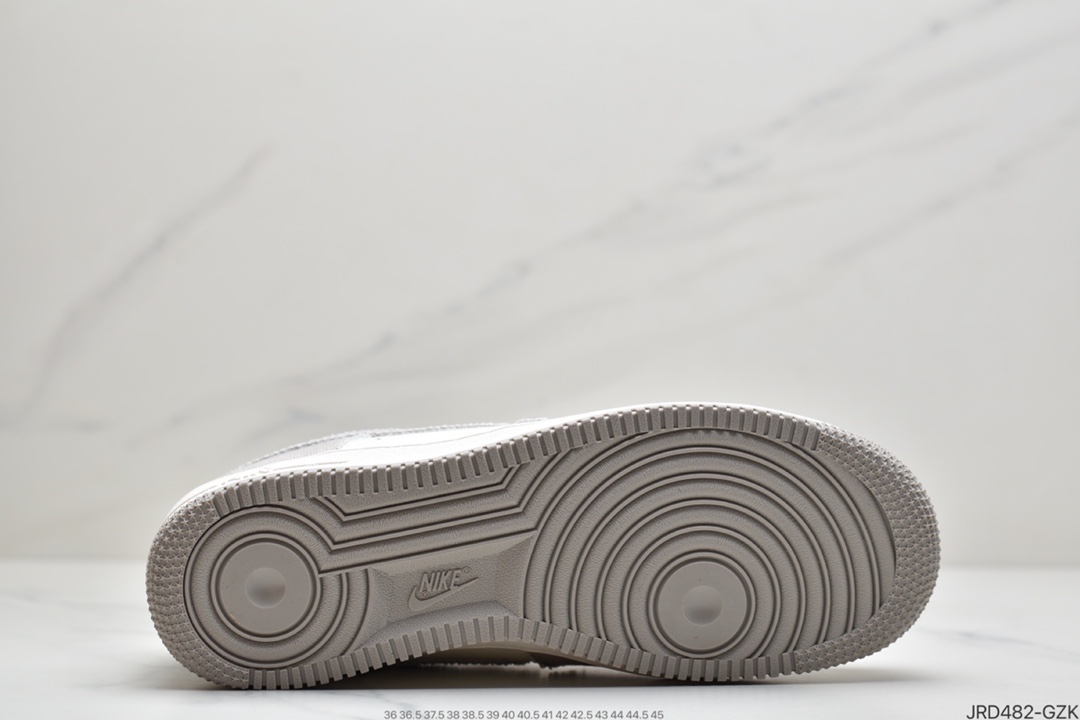 210  Nike Air Force 1 ’07 帆布米白灰  空军一号低帮休闲板鞋 bQ5806-228