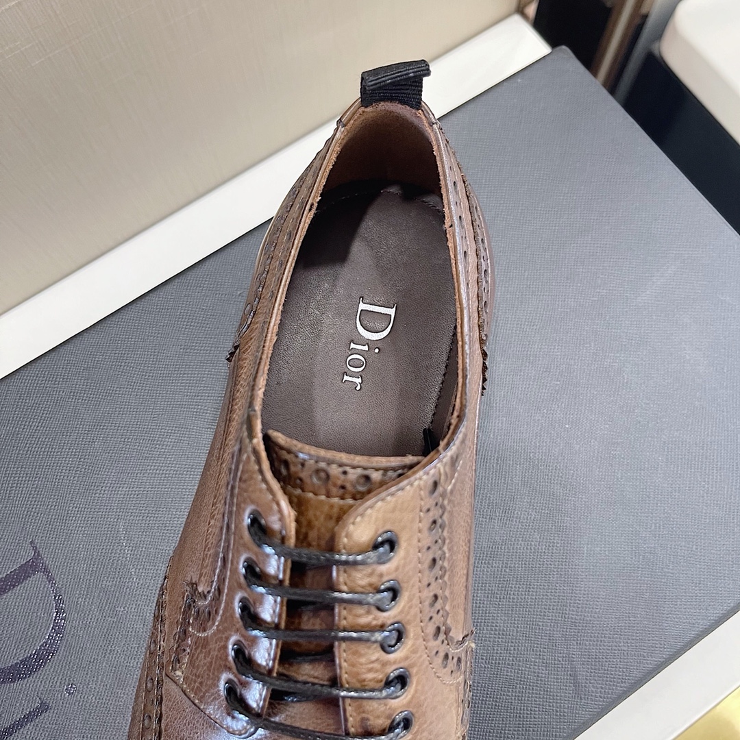 Dior Style Leather Men's Shoes style reference detail image 7 from source 782360