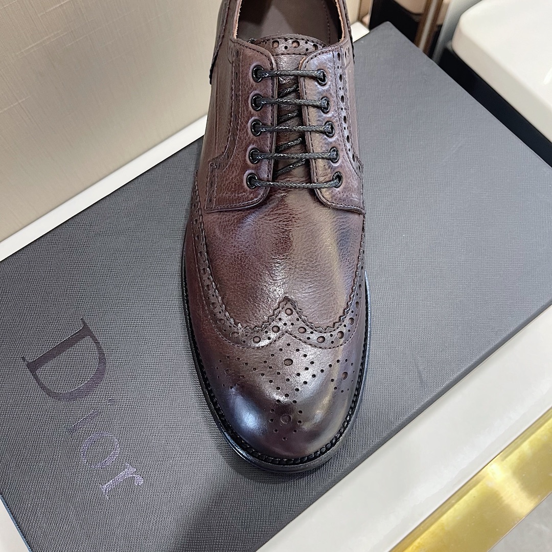 Dior Style Leather Men's Shoes style reference detail image 7 from source 782367