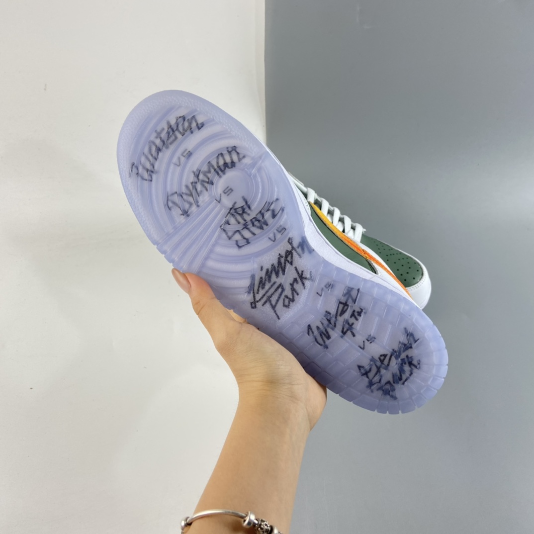 P380 Nike Dunk Low ”NY vs NY” 纽约街头篮球 联名配色 白绿橙 时尚休闲板鞋 DN2489-300-莆田鞋,莆田鞋货源,高仿鞋,高仿鞋货源,安福档口,莆田高仿鞋,莆田鞋批发,高仿鞋批发,莆田高仿运动鞋,高仿运动鞋,莆田运动鞋 P380 Nike Dunk Low ”NY vs NY” 纽约街头篮球 联名配色 白绿橙 时尚休闲板鞋 DN2489-300