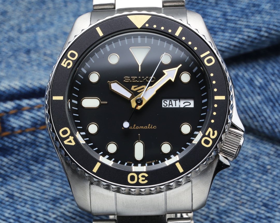 Super-Seiko Multipurpose Man’s Wristwatch: Advanced Features and Stylish Design - 图片 6