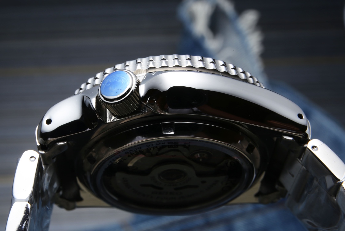 Super-Seiko Multipurpose Man’s Wristwatch: Advanced Features and Stylish Design - 图片 7