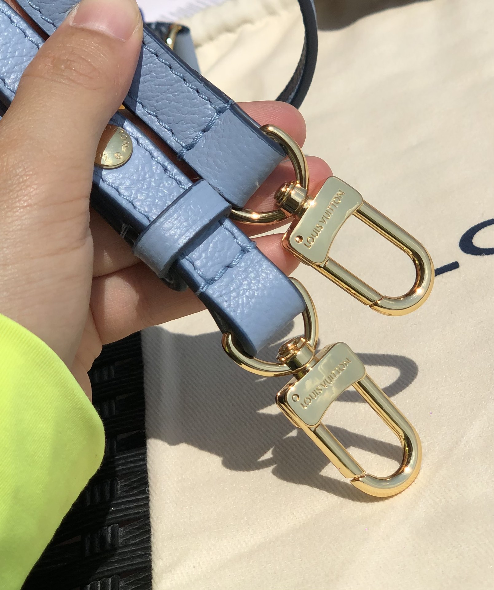 🌼m45709尺寸20-20-13cm 新款M45716 NéoNoé BB 水桶包夏日蓝到货。咱家主打