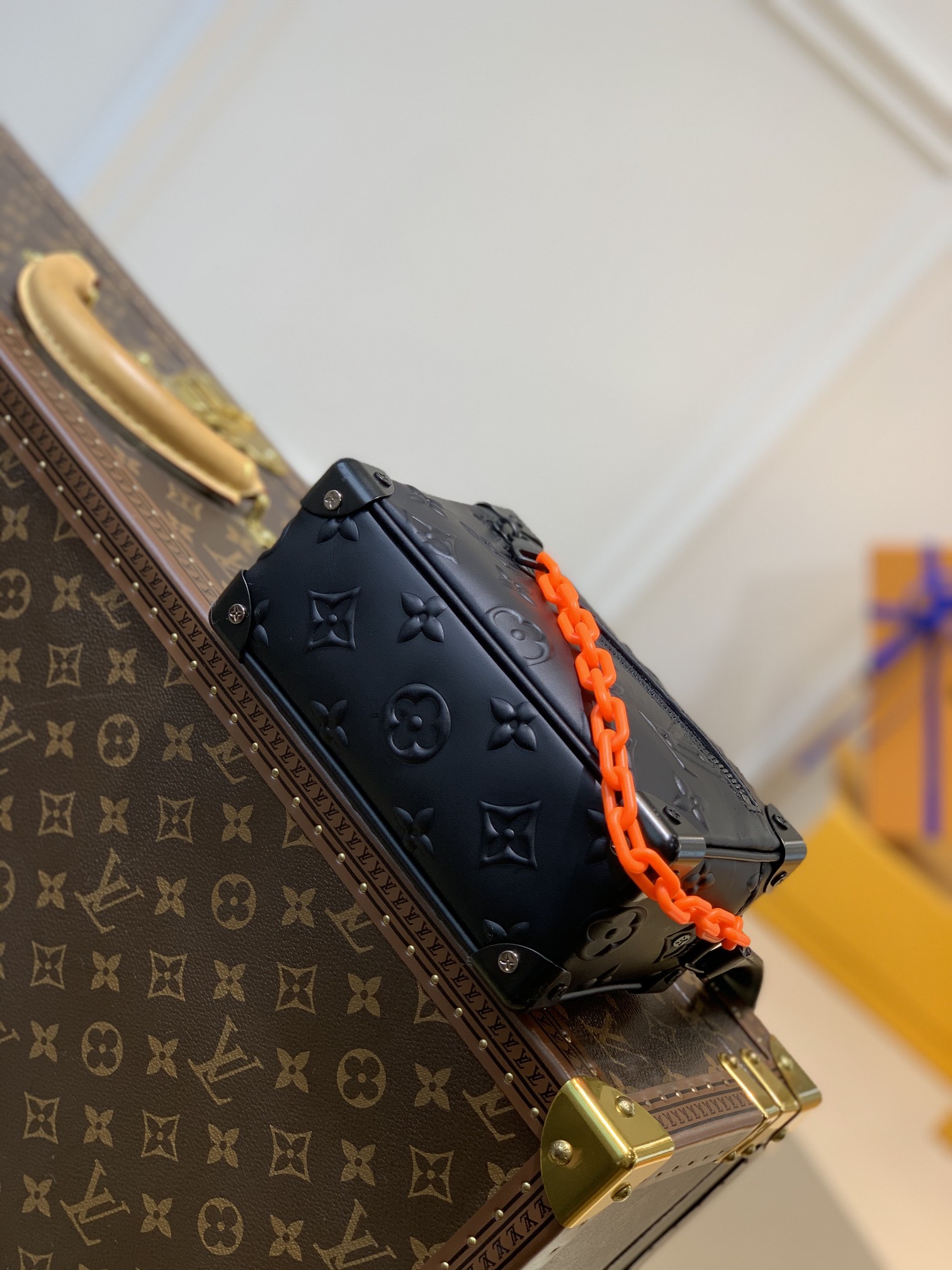 Louis Vuitton LV Mini Soft Trunk bag 盒子斜挎包 M58906黑色