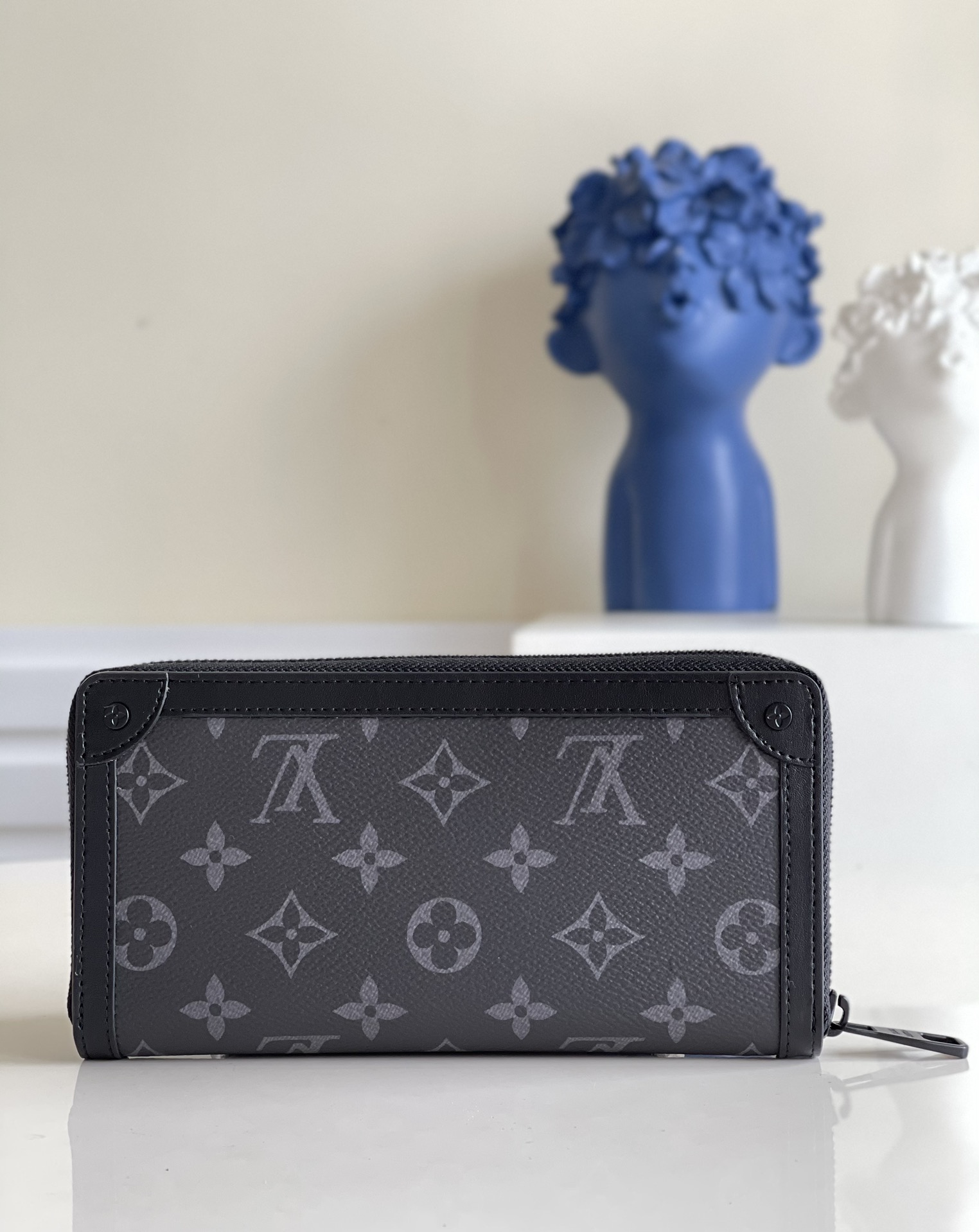 Louis Vuitton Zippy Organizer Eclipse Monogram Eclipse