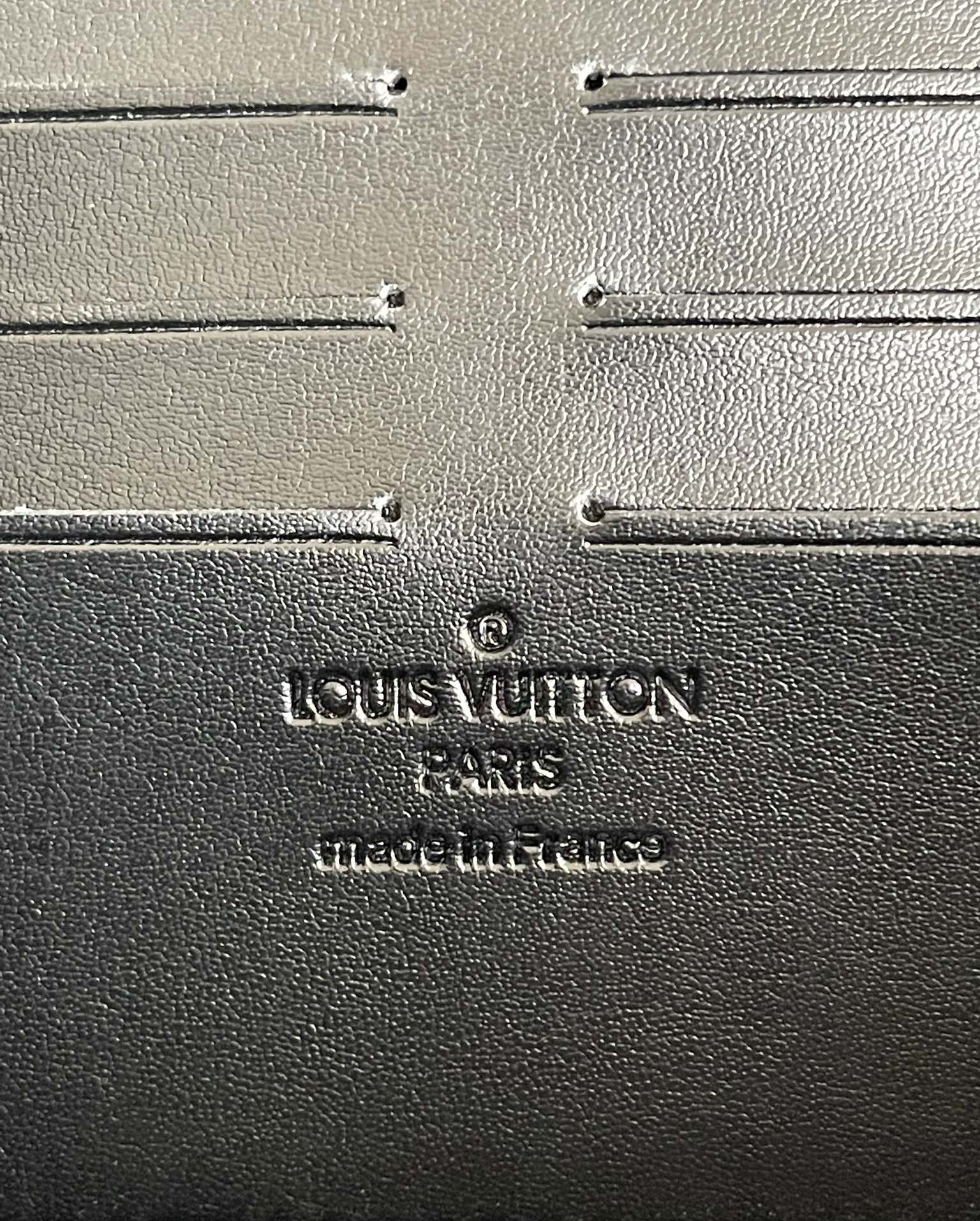 LOUIS VUITTON Eclipse Trunk Zippy Round Long Wallet M80558 Black
