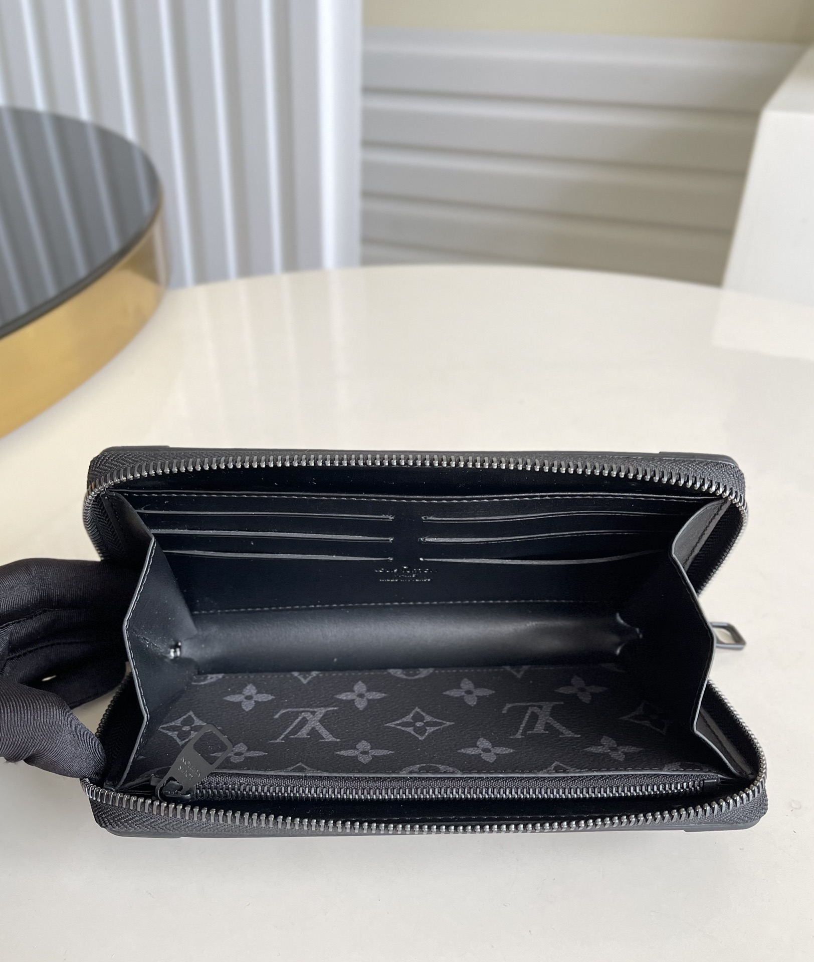 Louis Vuitton M80558 Zippy Wallet Trunk, Grey, One Size