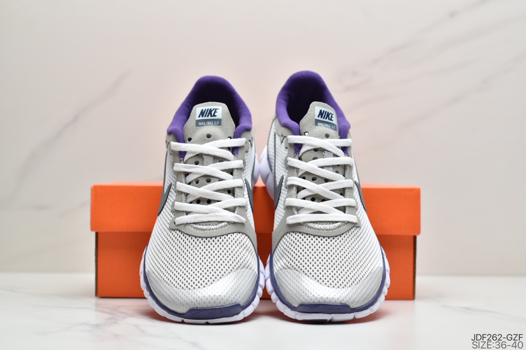 125 耐克Nike FREE 3.0超轻网面透气慢跑鞋耐克赤足3.0超轻网面透气慢跑鞋 354749-004