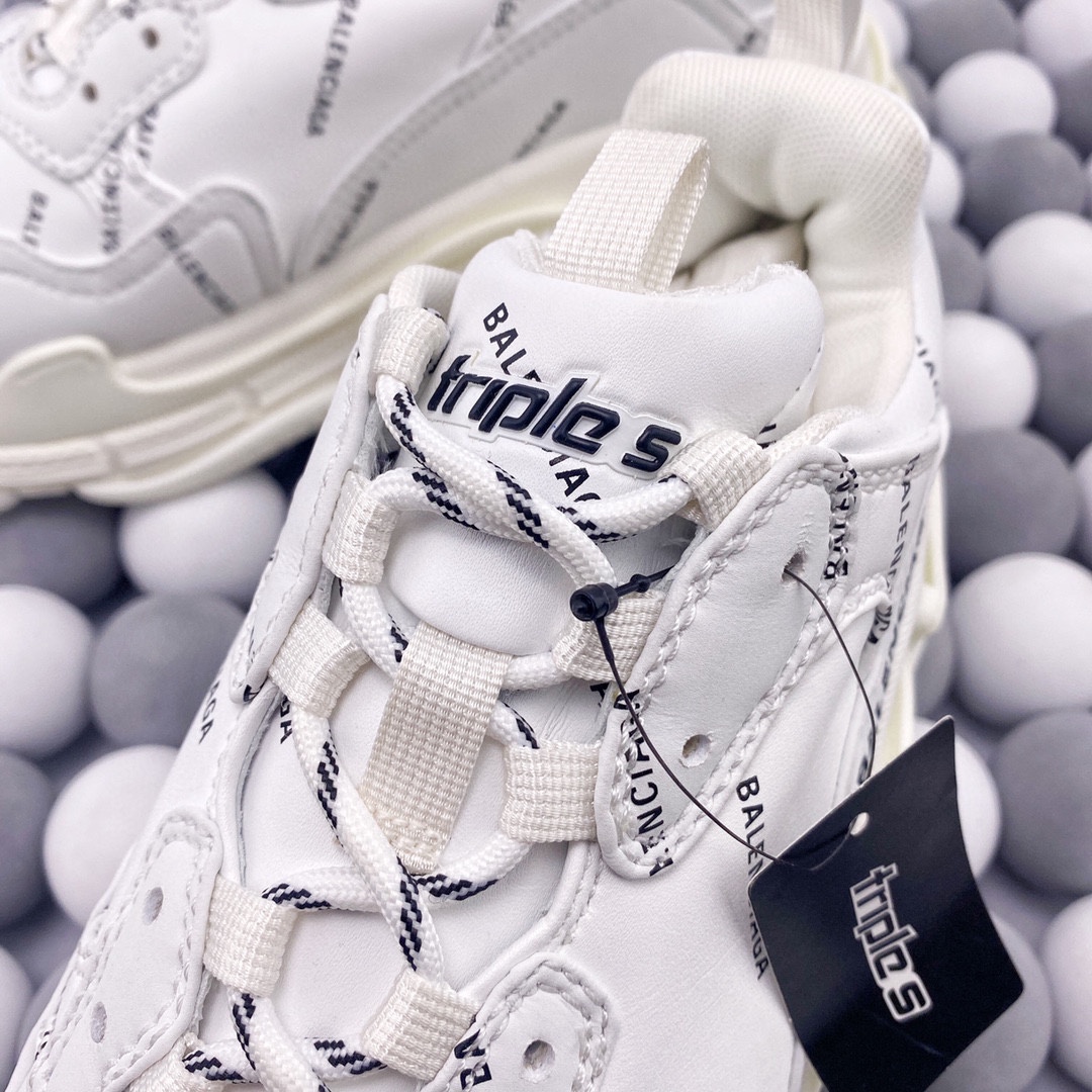 Balenciaga Barrage New Batch White Barrage La suela es diferente a la anterior. El molde ha sido revisado. Es…