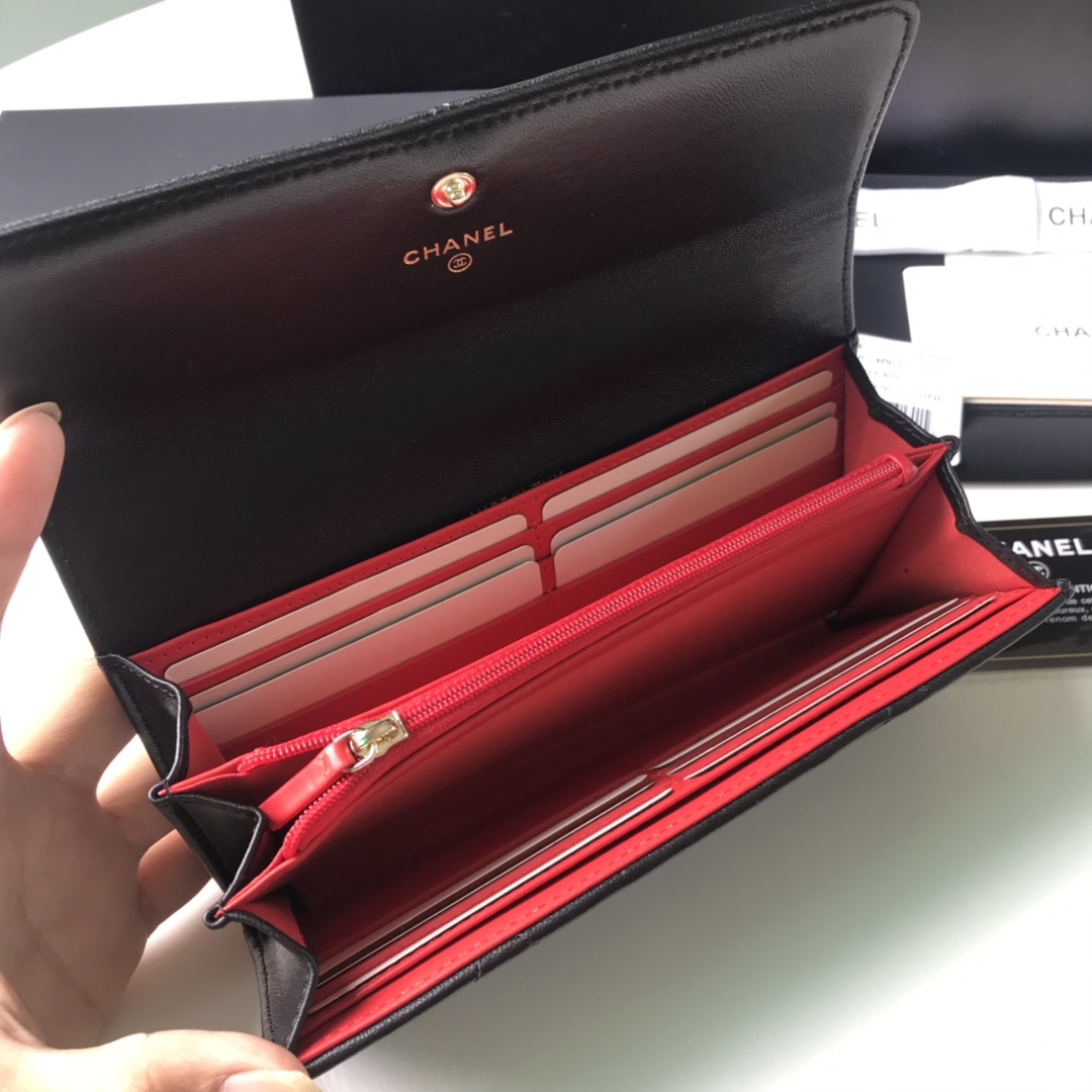 Chanel 克羊金大格子口盖长款钱包到货