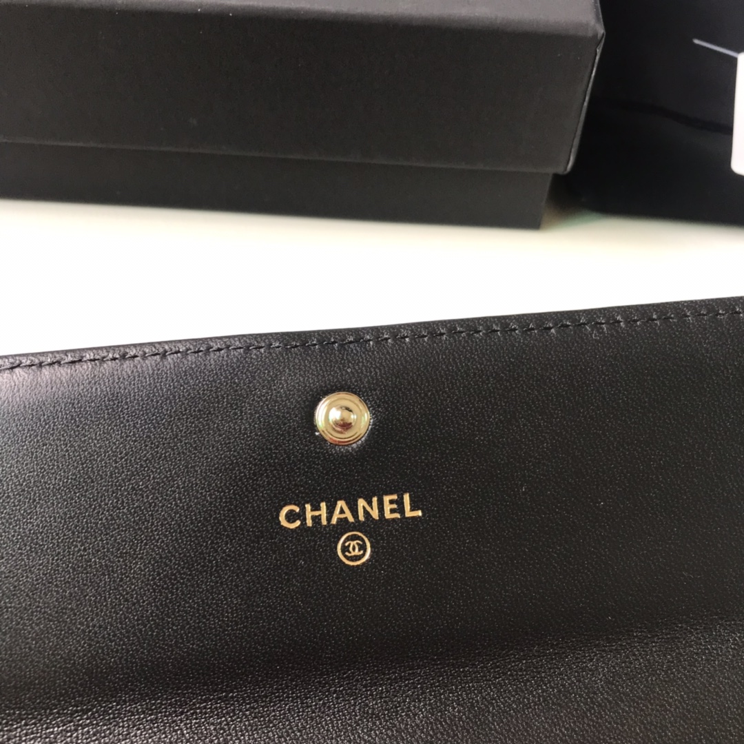 Chanel 克羊金大格子口盖长款钱包到货