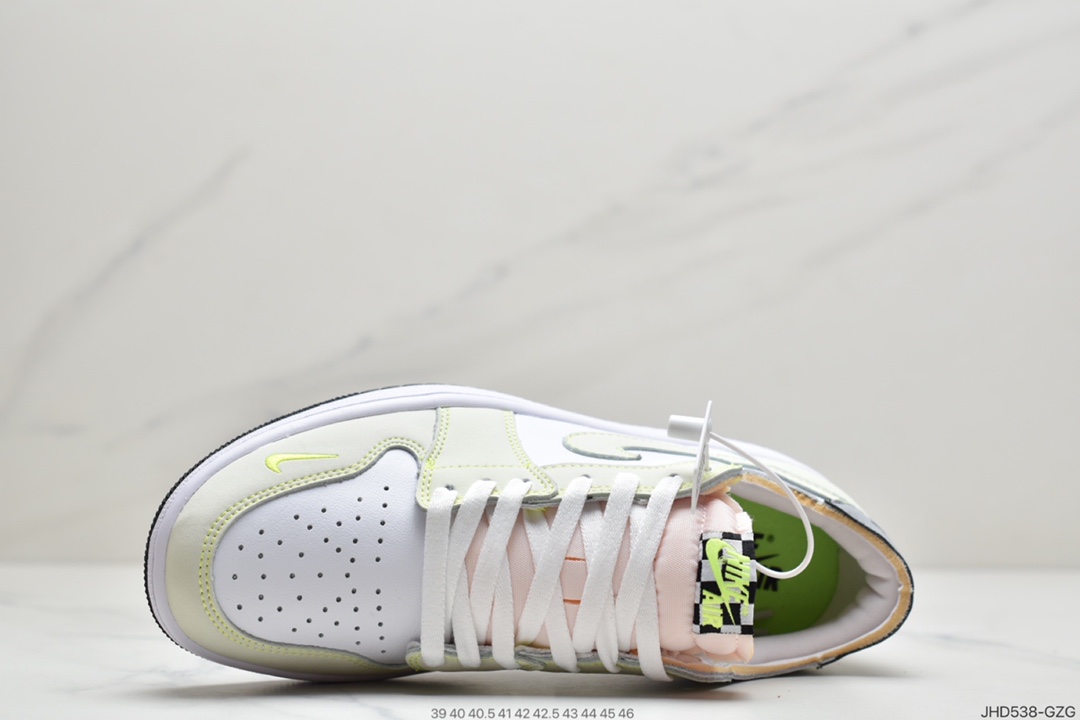 190 耐克Nike Air Jordan 1 Low OG”Ghost Green”AJ1乔丹一代经典低帮文化百搭休闲运动篮球鞋“白绿幽灵绿”DM7837-103