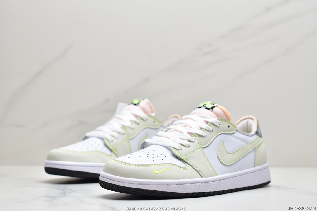 190 耐克Nike Air Jordan 1 Low OG”Ghost Green”AJ1乔丹一代经典低帮文化百搭休闲运动篮球鞋“白绿幽灵绿”DM7837-103