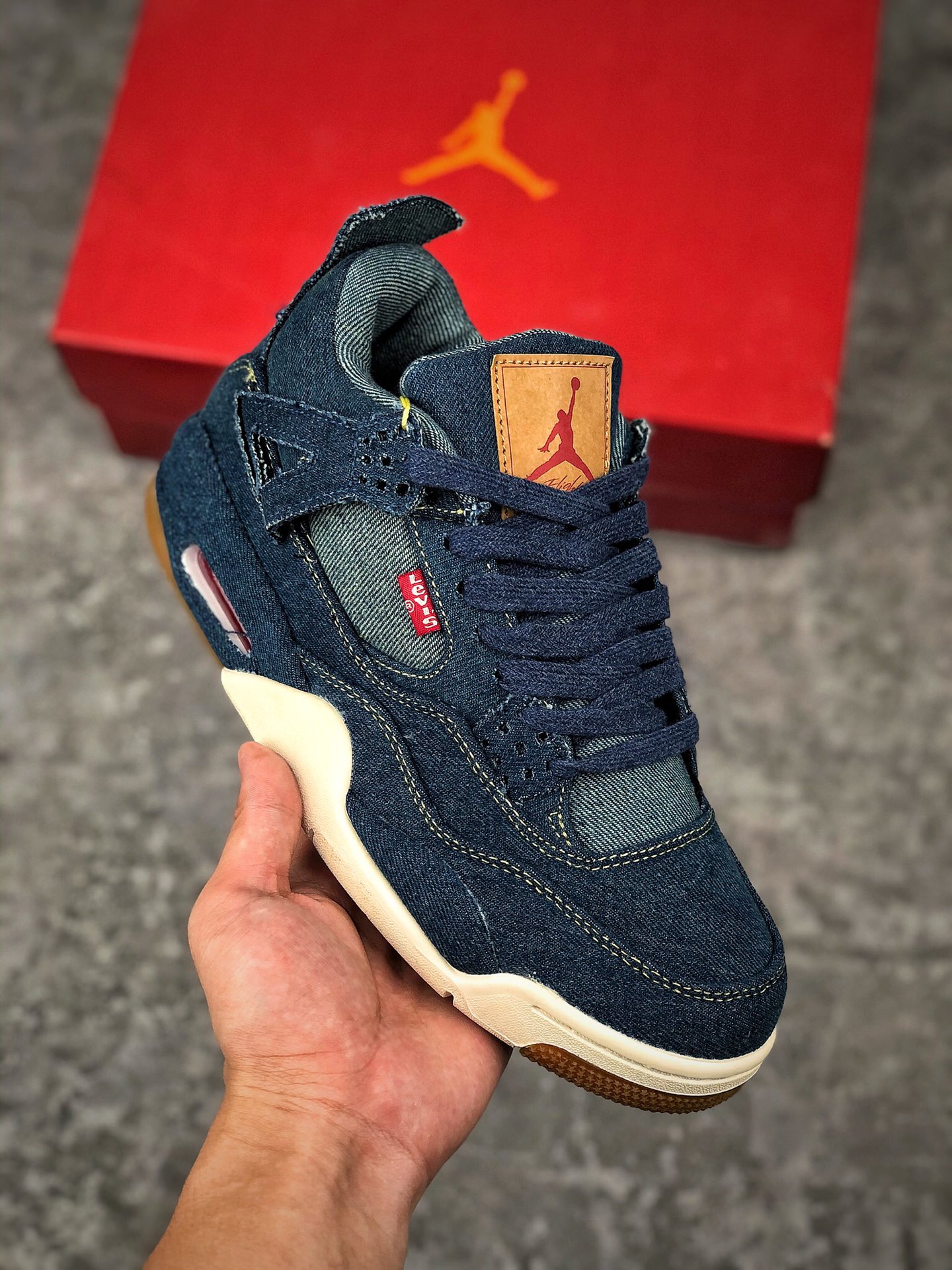  支持放店
Air Jordan 4 Retro OG 