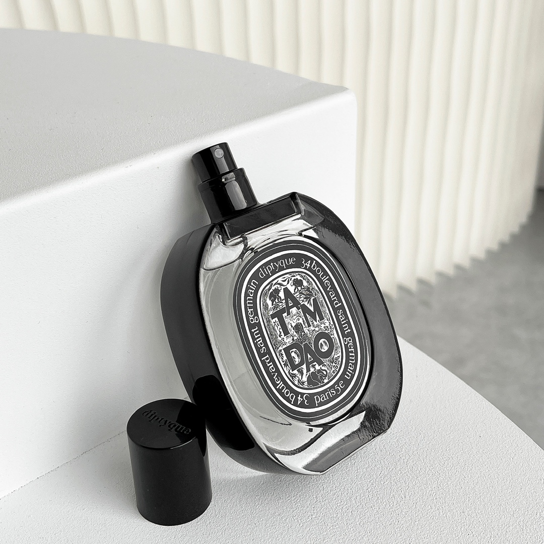Roger Vivier Haute Couture Artisanal Perfumery Haute Fragrance Scent 2