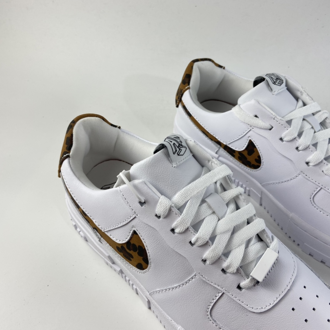 P200 Nk Air Force 1 Pixel 全新厚底空军一号低帮百搭休闲运动板鞋 CV8481-100