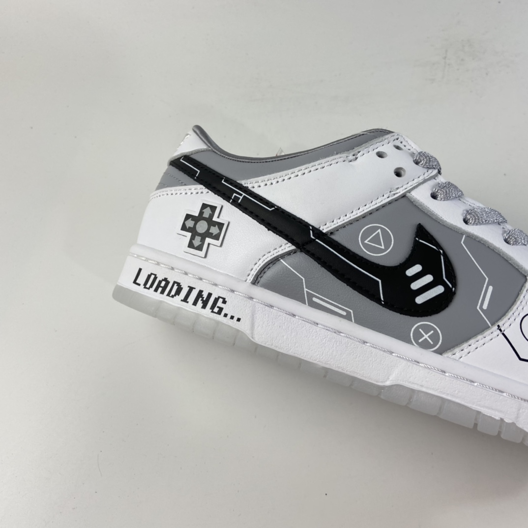 P340 Nike Dunk low“Video Game”电玩主题SB扣碎篮板时尚休闲板鞋 DD1768-400