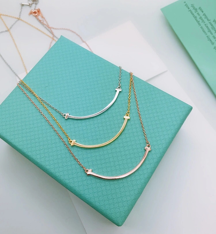 NO:602646,Tiffany smile necklace lasts as long as your life. May you live a happy life with a 'smile' - Tiffany Tiffany smile necklace series of large, medium and small sizes, Tiffany necklace, tiffany, necklace19860909蒂芙尼微笑项链余生那么长 愿你带着“微笑”幸福一生 ——Tiffany蒂芙尼笑脸大中小号项链系列都,蒂芙尼项链,tiffany,necklace,Jewelry