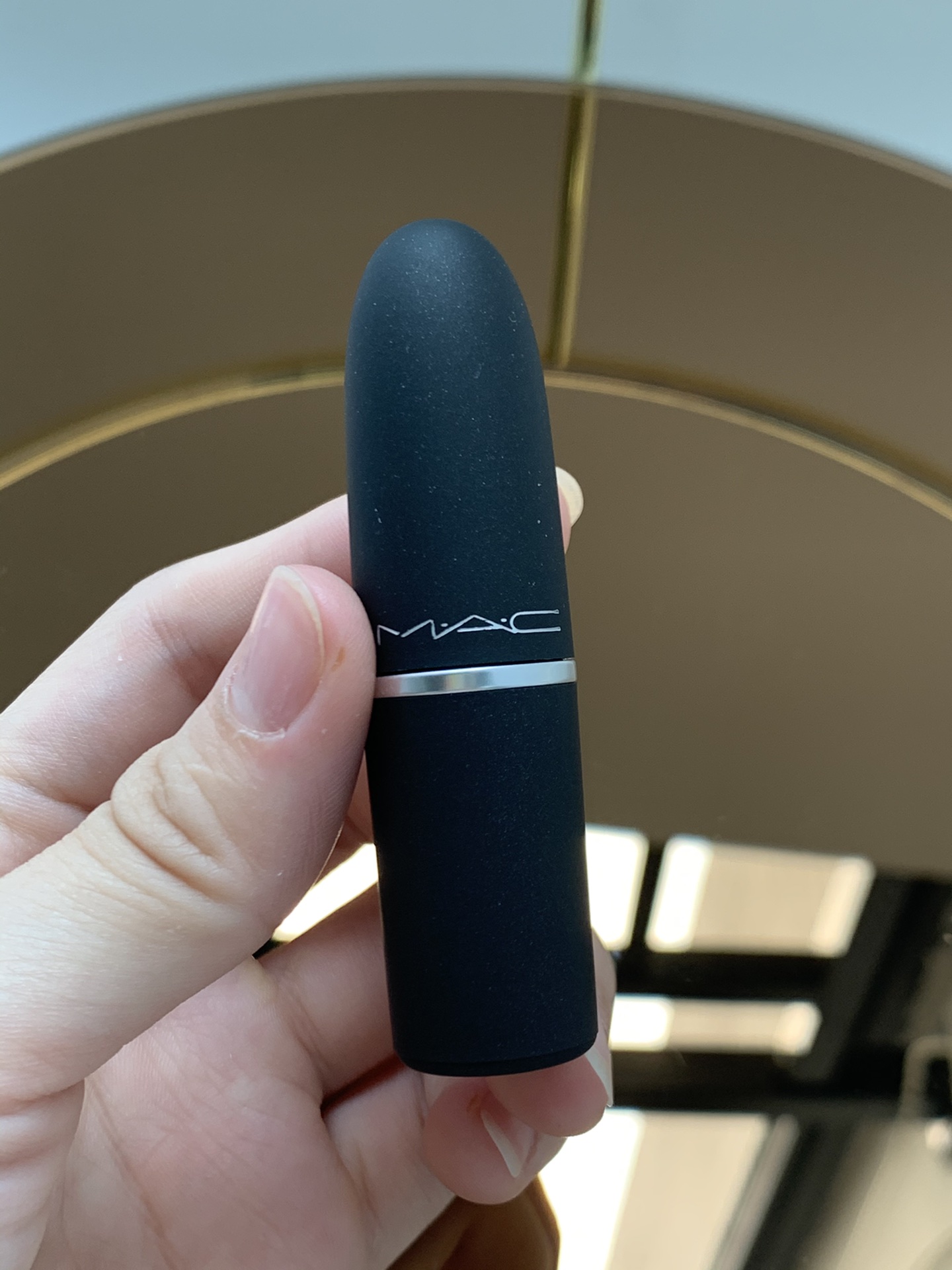 专/35💰
Mac子弹头磨砂口红！色号：308-314-316-921-922-923-925-926-928-930-931。