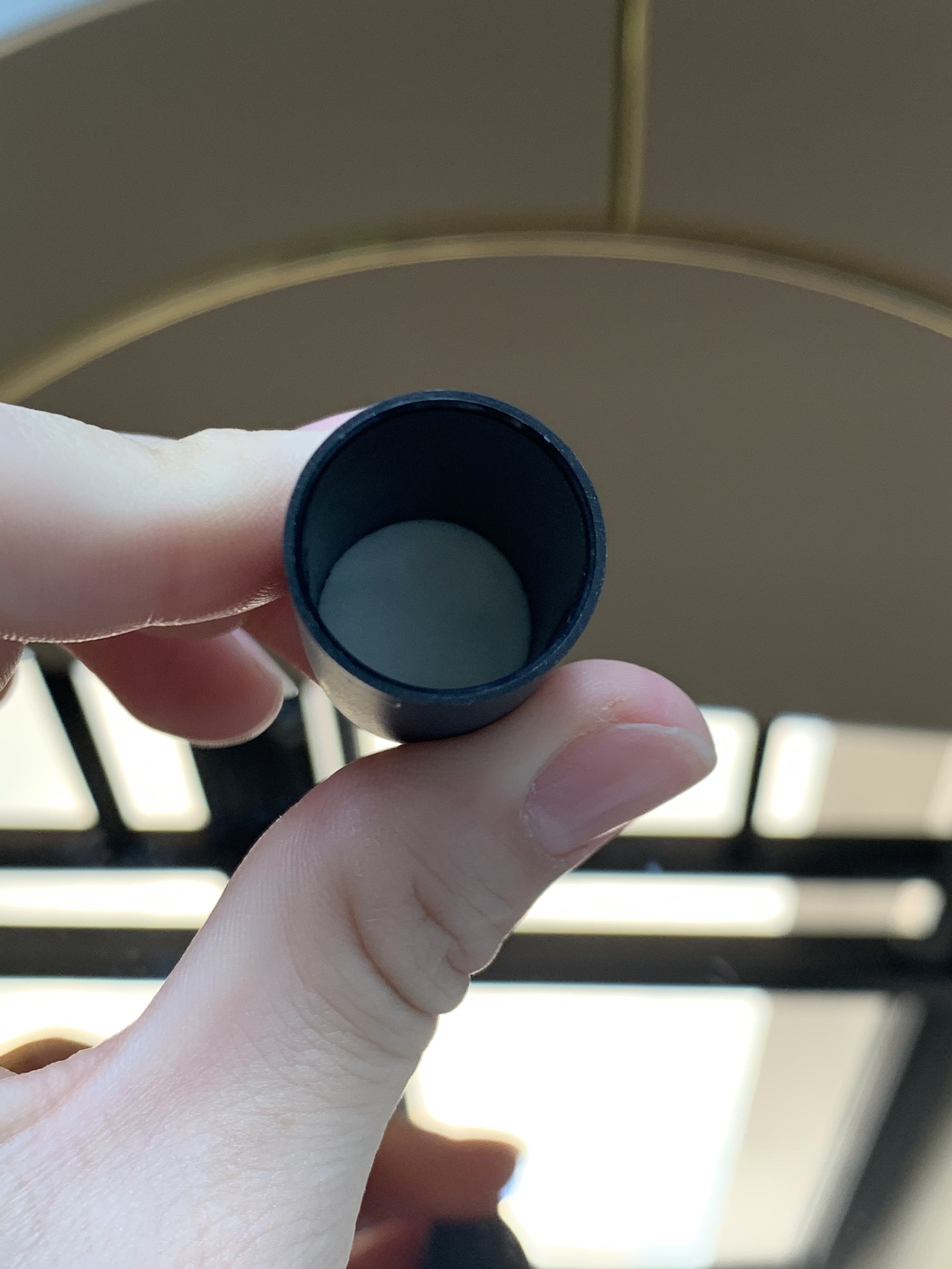 专/35💰
Mac子弹头磨砂口红！色号：308-314-316-921-922-923-925-926-928-930-931。