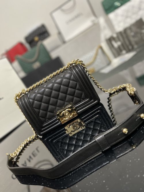 Chanel Le Boy Bag, Classic Quilted Design, Fine-Grained Calfskin, 20 cm