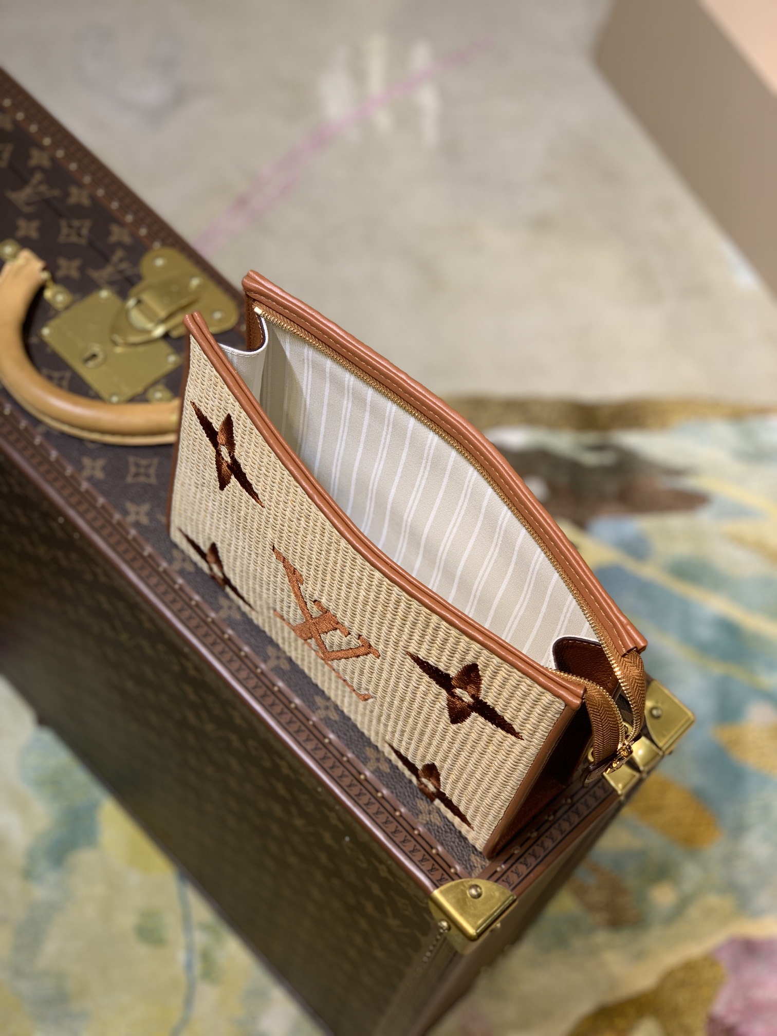 Louis Vuitton LV 盥洗袋 M80351