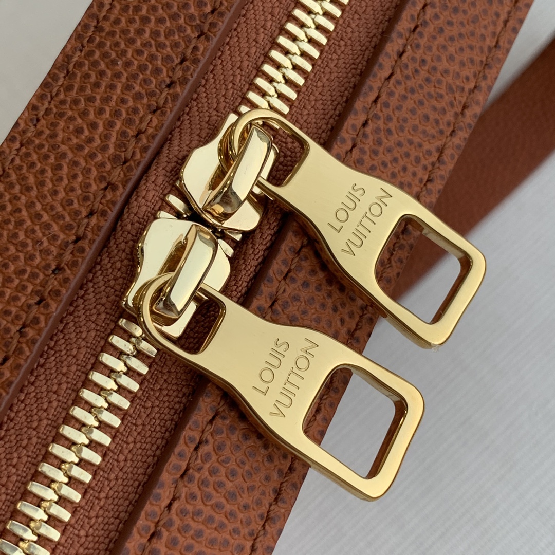 Louis Vuitton LV xNBA Soft Trunk Wearable Wallet M80549