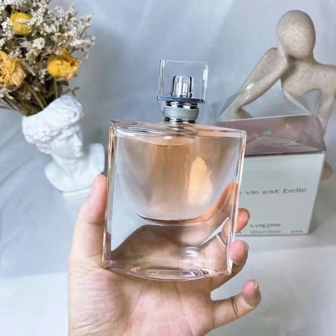 Lancome La Vie Est Belle Eau de Parfum Florale - 75ml Women's Fragrance 3 i1624711835 1325 1