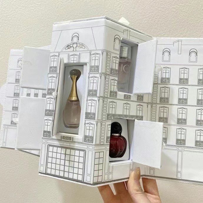 Miniatura 7