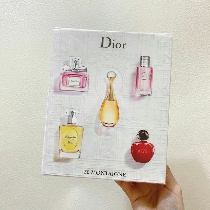 100! Set de muestras de perfume Dior Castle 5 piezas! Incluye: 5ml*5. Aromas: Dulce, Alegría, Verdadera, Veneno Rojo, S…