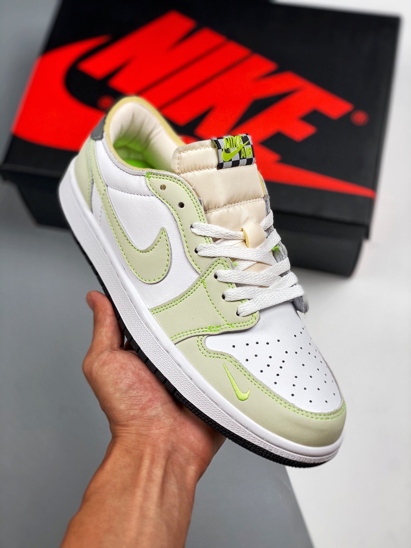 Air Jordan 1 Low Verde fantasma Color oficial sincronizado Producto de nivel original Compra del zapato original de la …